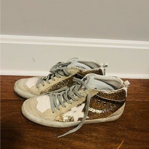 Rose Gold Golden goose midstar size 38. Worn only a couple of times.